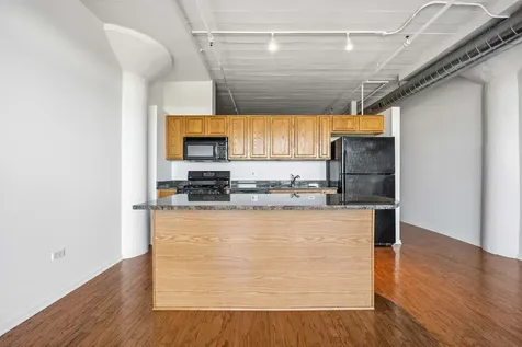 1524 South Sangamon Street Chicago IL 60608