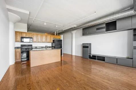 1524 South Sangamon Street Chicago IL 60608