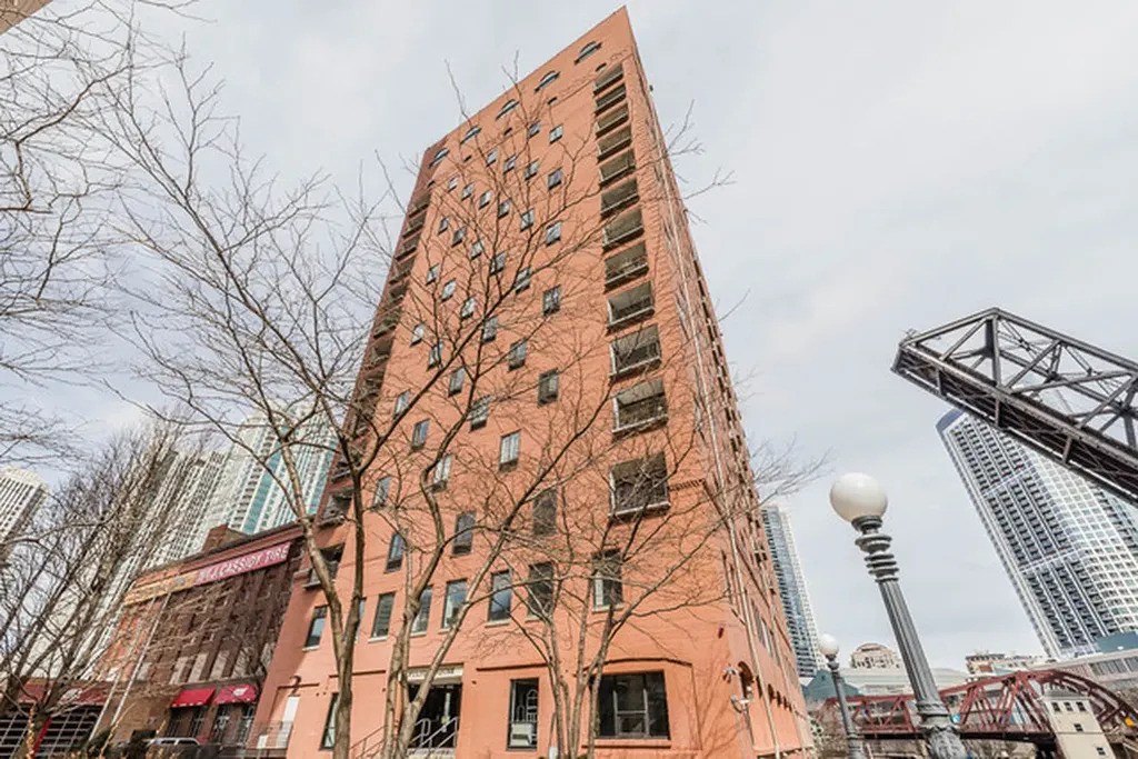 345 North Canal Street Chicago IL 60606