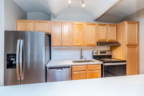 345 North Canal Street Chicago IL 60606
