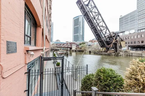 345 North Canal Street Chicago IL 60606