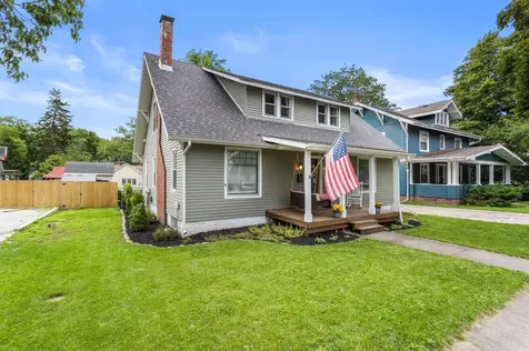 207 East Main Street Monticello IL 61856