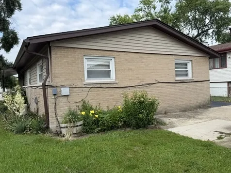 13514 Short Drive Crestwood IL 60418