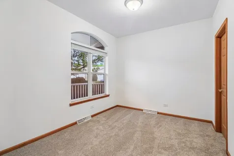 227 Rodeo Drive Grayslake IL 60030