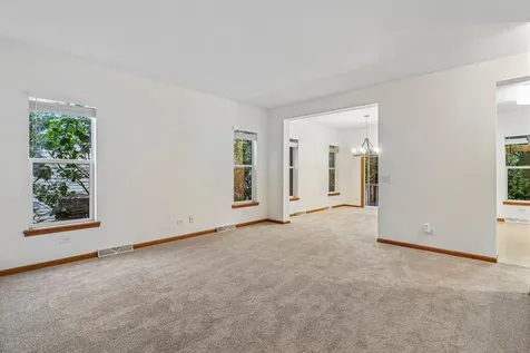 227 Rodeo Drive Grayslake IL 60030