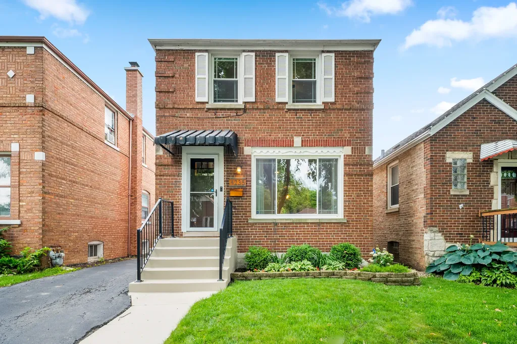 4235 Sunnyside Avenue Brookfield IL 60513