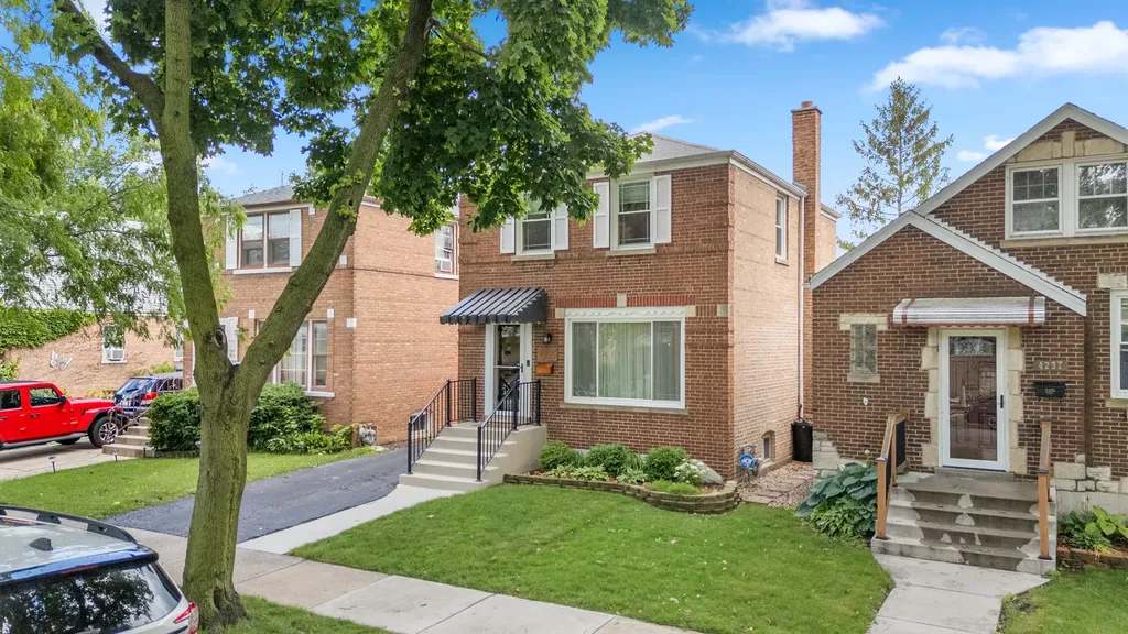 4235 Sunnyside Avenue Brookfield IL 60513