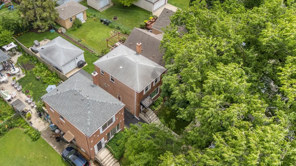 4235 Sunnyside Avenue Brookfield IL 60513