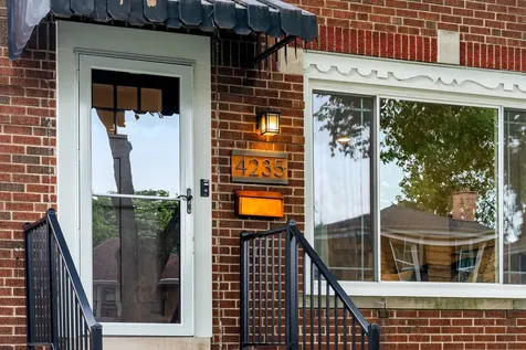 4235 Sunnyside Avenue Brookfield IL 60513