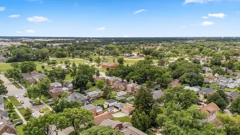 4235 Sunnyside Avenue Brookfield IL 60513