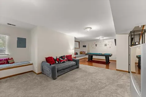 6930 Lexington Court Tinley Park IL 60477