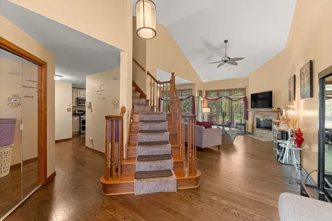6930 Lexington Court Tinley Park IL 60477