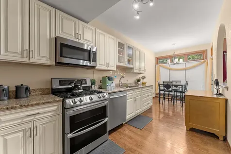 6930 Lexington Court Tinley Park IL 60477