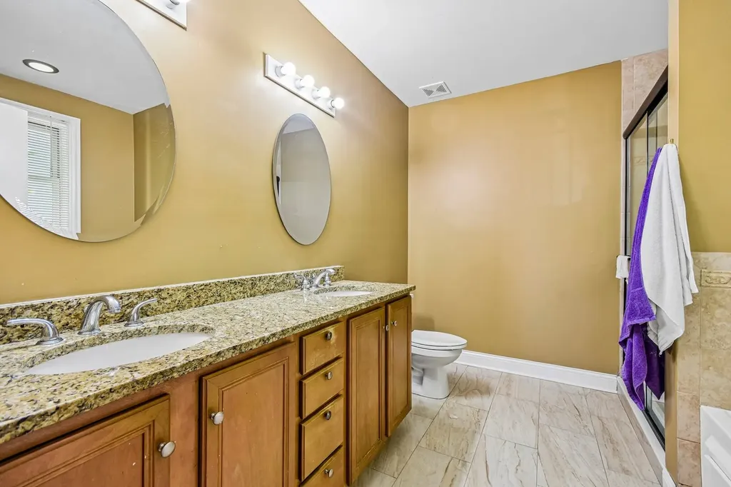 6526 South Kimbark Avenue Chicago IL 60637
