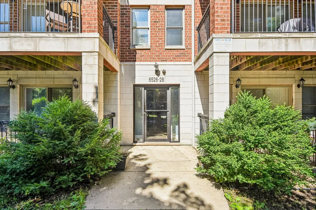 6526 South Kimbark Avenue Chicago IL 60637