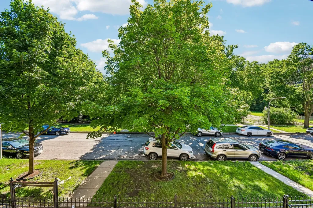 6526 South Kimbark Avenue Chicago IL 60637