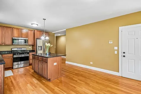 6526 South Kimbark Avenue Chicago IL 60637