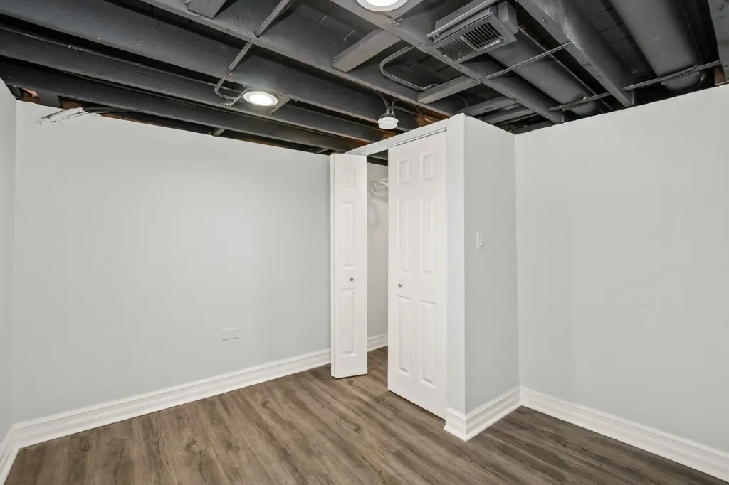 1732 East 83rd Place Chicago IL 60617