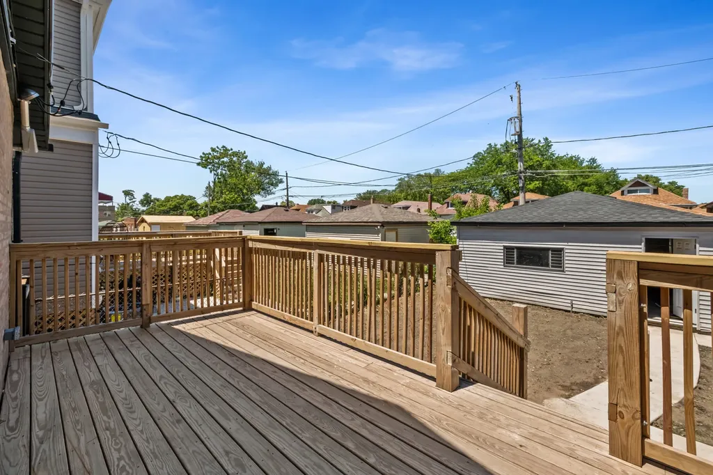 1732 East 83rd Place Chicago IL 60617