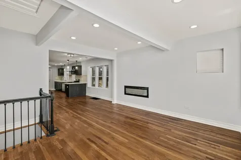 1732 East 83rd Place Chicago IL 60617