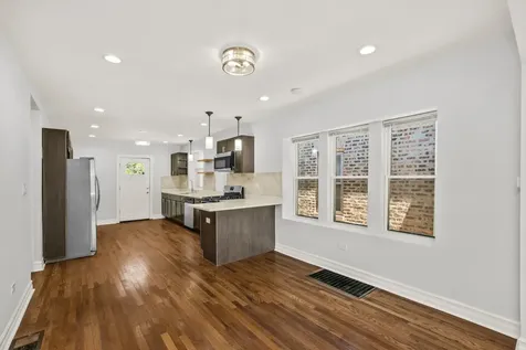 1732 East 83rd Place Chicago IL 60617