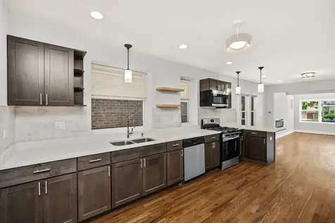1732 East 83rd Place Chicago IL 60617