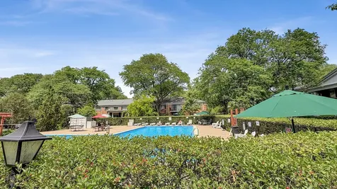 710 East Algonquin Road Arlington Heights IL 60005