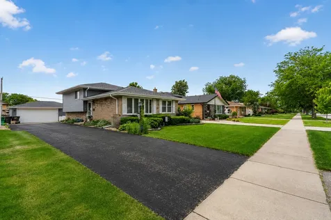 7625 173RD Street Tinley Park IL 60477