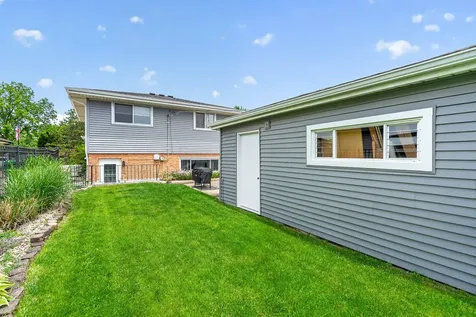7625 173RD Street Tinley Park IL 60477
