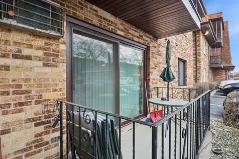 10820 Kilpatrick Avenue Oak Lawn IL 60453