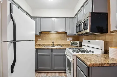 10820 Kilpatrick Avenue Oak Lawn IL 60453