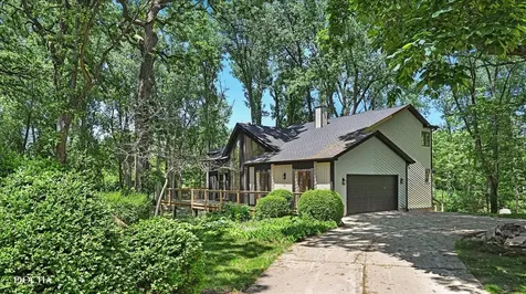 72 Hunter Lane Bristol IL 60512