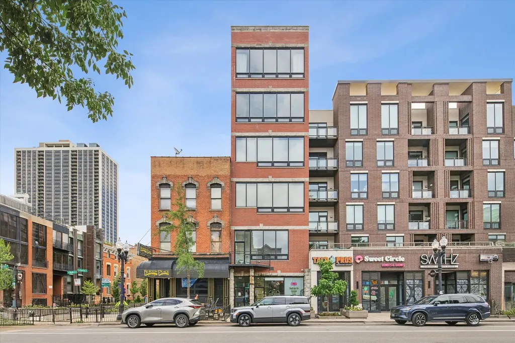 1445 North Wells Street Chicago IL 60610