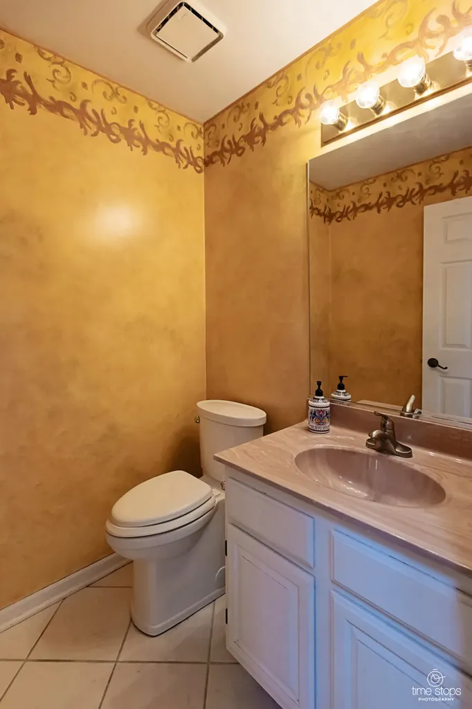 8575 Sandalwood Drive Darien IL 60561