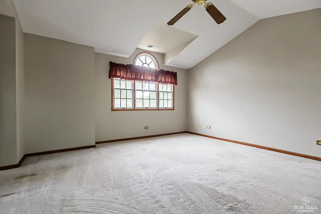8575 Sandalwood Drive Darien IL 60561