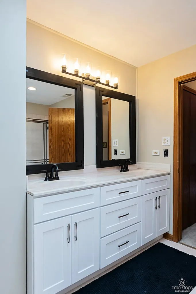 8575 Sandalwood Drive Darien IL 60561