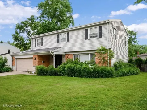 529 Susan Lane Deerfield IL 60015