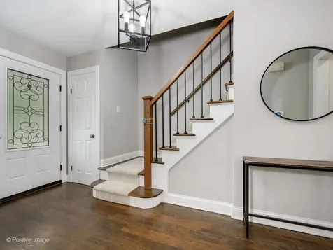 529 Susan Lane Deerfield IL 60015