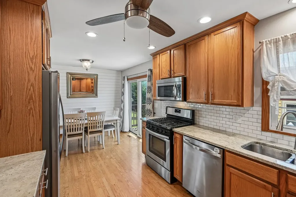 0S034 Calvin Court Winfield IL 60190