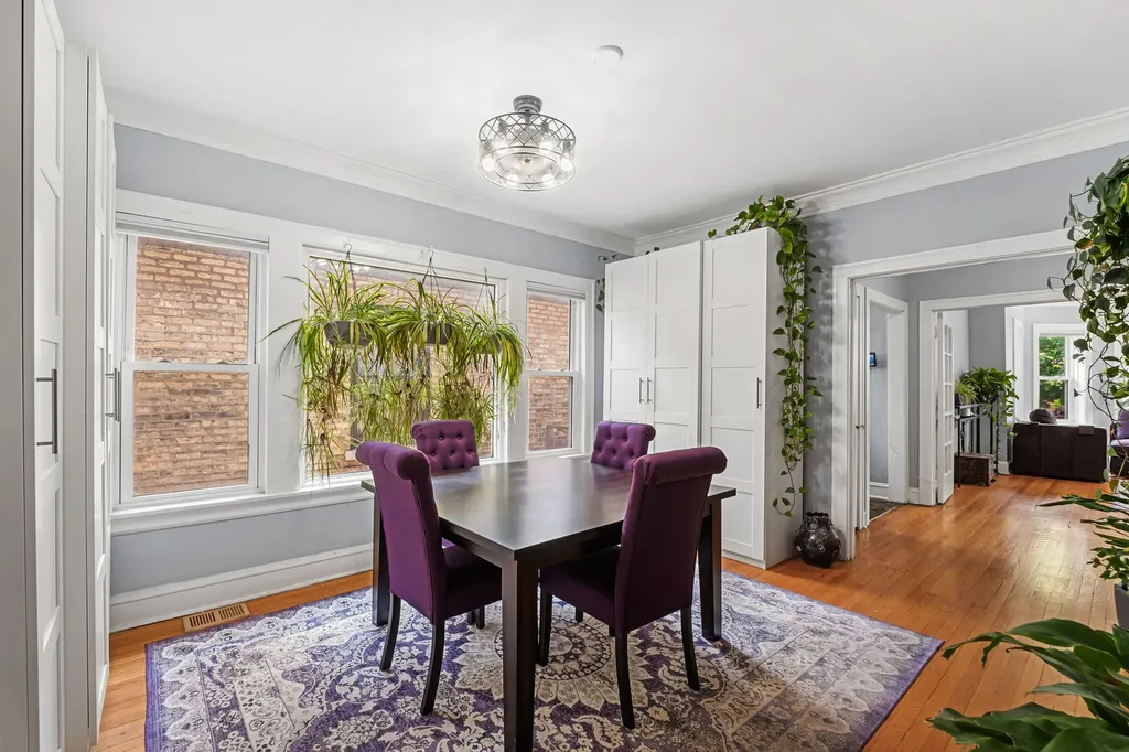 6141 North Maplewood Avenue Chicago IL 60659
