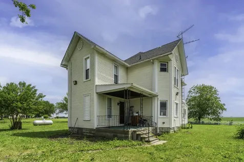 24501 North 1300 East Road Cornell IL 61319