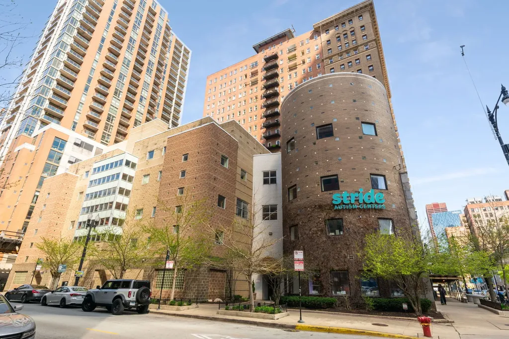 40 East 9th Street Chicago IL 60605