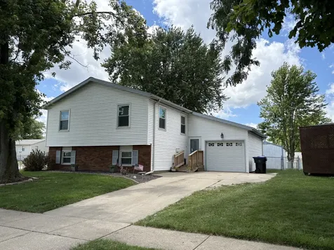 1402 North Hershey Road Bloomington IL 61704
