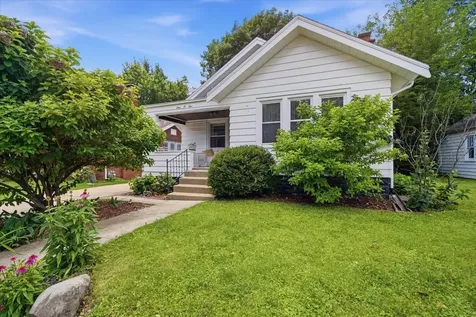 405 Kreitzer Avenue Bloomington IL 61701