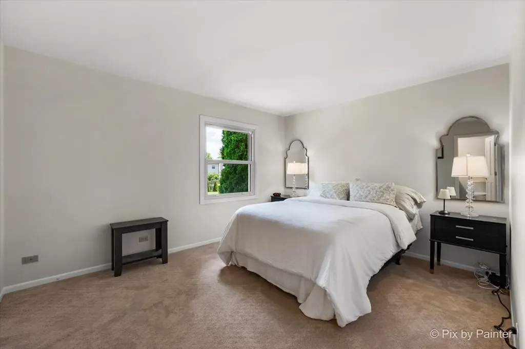 265 Mulford Lane Roselle IL 60172
