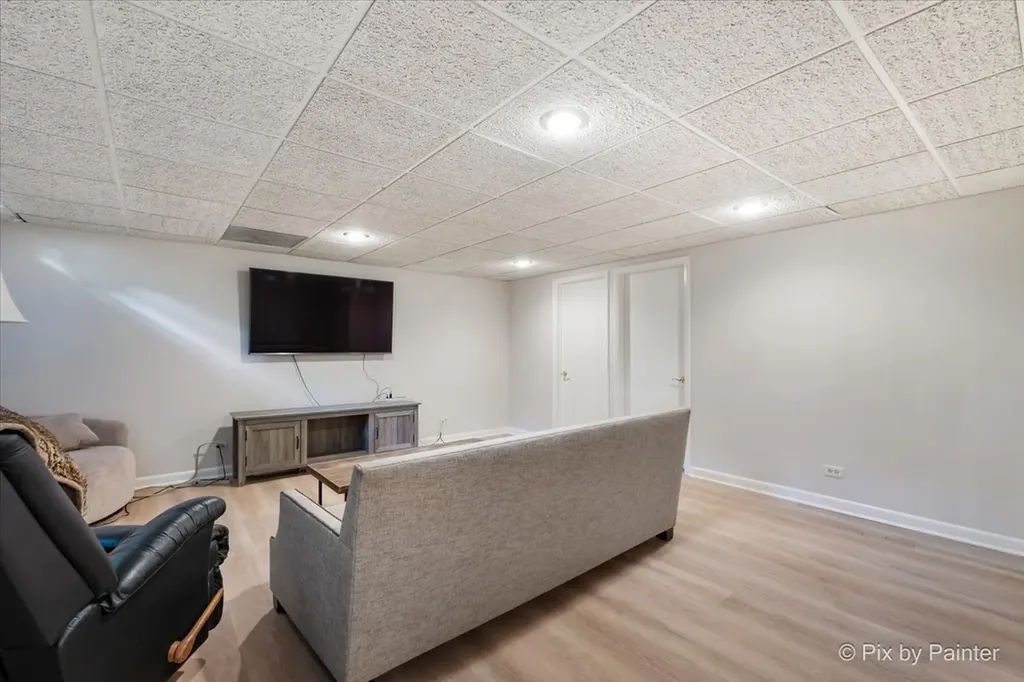 265 Mulford Lane Roselle IL 60172