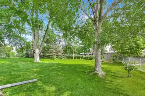 267 Panama Avenue Hampshire IL 60140