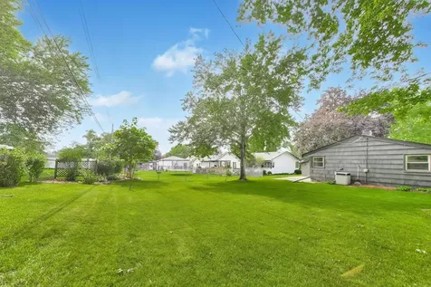 267 Panama Avenue Hampshire IL 60140