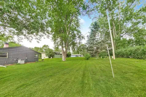 267 Panama Avenue Hampshire IL 60140