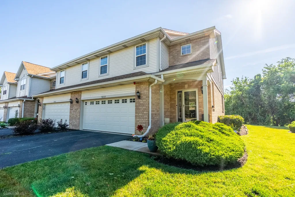 9207 Waterfall Glen Boulevard Darien IL 60561